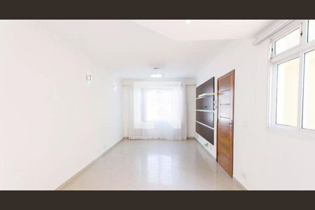 Casa à venda com 3 quartos, 150m² em Vila Zelina, São Paulo