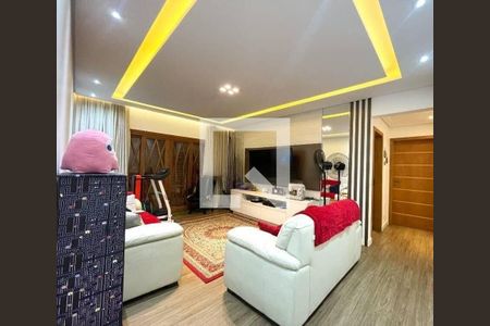 Casa à venda com 4 quartos, 375m² em Vila Prudente, São Paulo