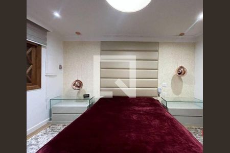 Casa à venda com 4 quartos, 375m² em Vila Prudente, São Paulo