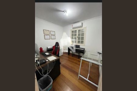 Casa à venda com 4 quartos, 280m² em Ipiranga, São Paulo