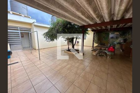 Casa à venda com 260m², 3 quartos e 6 vagas