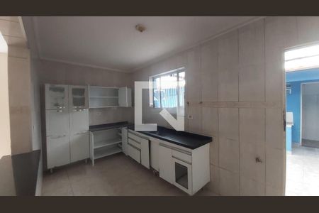 Casa à venda com 3 quartos, 200m² em Penha de França, São Paulo