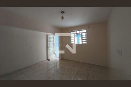 Casa à venda com 3 quartos, 200m² em Penha de França, São Paulo