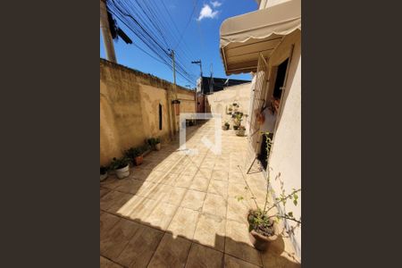 Casa à venda com 110m², 2 quartos e 2 vagas