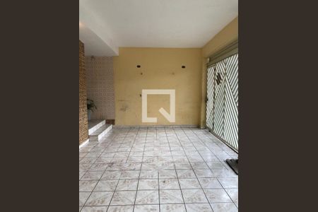 Casa à venda com 3 quartos, 145m² em Vila Antonieta, São Paulo