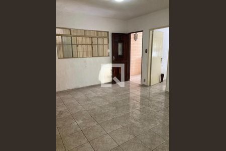 Casa à venda com 3 quartos, 145m² em Vila Antonieta, São Paulo