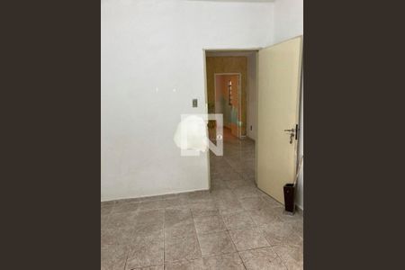 Casa à venda com 3 quartos, 145m² em Vila Antonieta, São Paulo