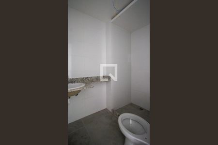 Apartamento à venda com 71m², 1 quarto e 2 vagasBanheiro da Suíte