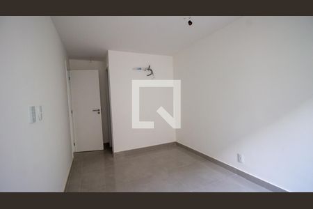 Apartamento à venda com 71m², 2 quartos e 1 vagaSuíte 
