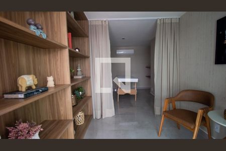 Apartamento à venda com 71m², 2 quartos e 1 vagaÁrea Comum - Sala de Massagem
