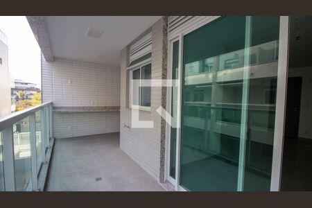 Apartamento à venda com 71m², 2 quartos e 1 vagaVaranda
