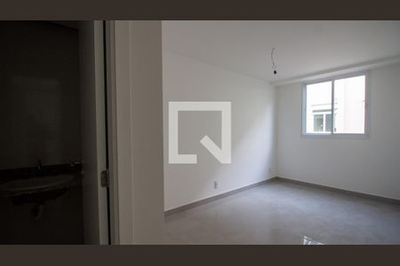 Apartamento à venda com 71m², 2 quartos e 1 vagaSuíte 