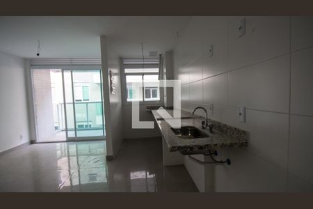 Apartamento à venda com 71m², 2 quartos e 1 vagaCozinha e Área de Serviço