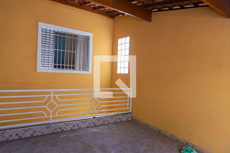 Casa à venda com 160m², 3 quartos e 2 vagasÁrea Externa