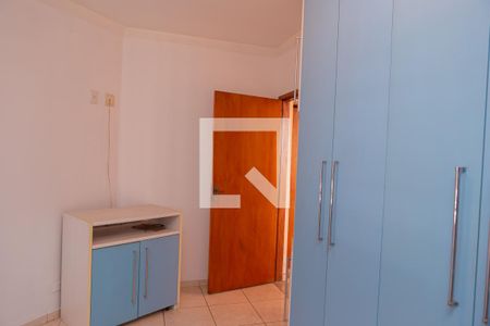 Casa à venda com 160m², 3 quartos e 2 vagasQuarto 2