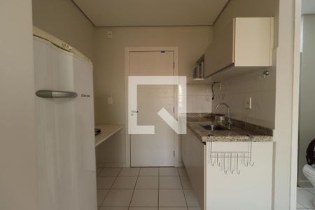 Cozinha de kitnet/studio para alugar com 1 quarto, 22m² em Iguatemi, Ribeirão Preto