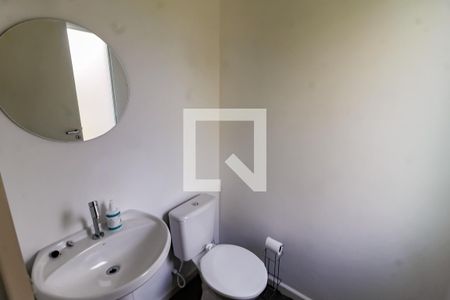 Casa à venda com 335m², 3 quartos e 4 vagas Casa à venda com 335m², 3 quartos e 4 vagasBanheiro - Quarto 2