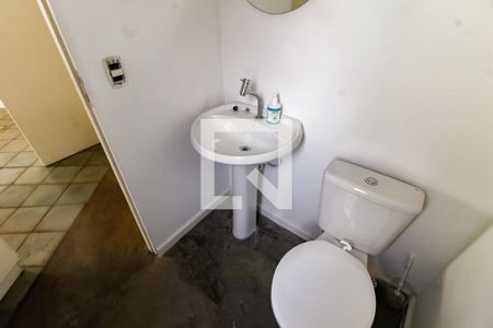 Casa à venda com 335m², 3 quartos e 4 vagas Casa à venda com 335m², 3 quartos e 4 vagasBanheiro - Quarto 2