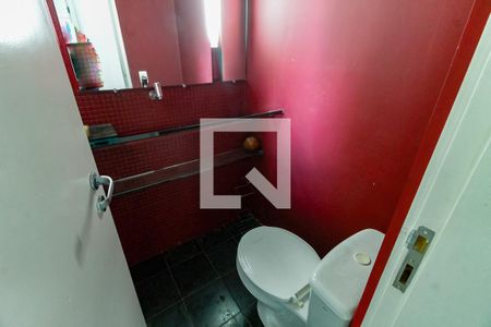 Lavabo de casa à venda com 3 quartos, 335m² em Jardim Leonor, São Paulo