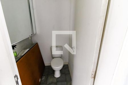 Casa à venda com 335m², 3 quartos e 4 vagas Casa à venda com 335m², 3 quartos e 4 vagasBanheiro - Quarto 3