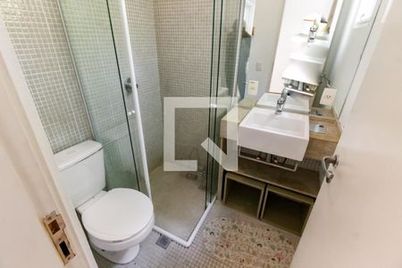 Casa à venda com 335m², 3 quartos e 4 vagas Casa à venda com 335m², 3 quartos e 4 vagasBanheiro da Suíte 2