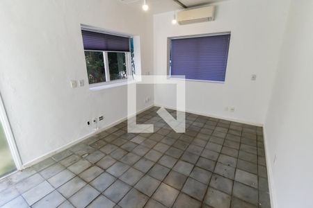 Sala 2 de casa para alugar com 3 quartos, 335m² em Jardim Leonor, São Paulo