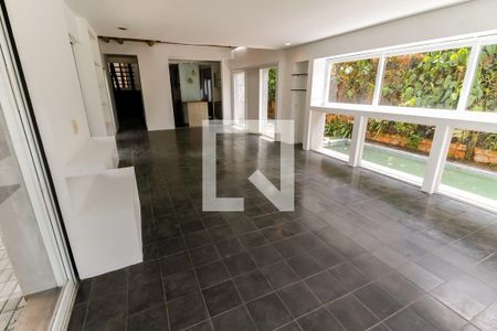 Sala 1 de casa à venda com 3 quartos, 335m² em Jardim Leonor, São Paulo