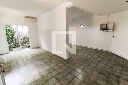 Sala 2 de casa à venda com 3 quartos, 335m² em Jardim Leonor, São Paulo