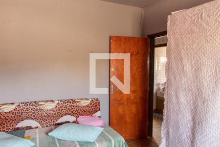 Casa à venda com 227m², 3 quartos e 4 vagas Casa à venda com 227m², 3 quartos e 4 vagasQUARTO 3