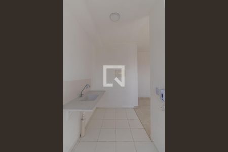 Apartamento para alugar com 44m², 2 quartos e sem vaga Apartamento para alugar com 44m², 2 quartos e sem vagaCozinha e Área de Serviço