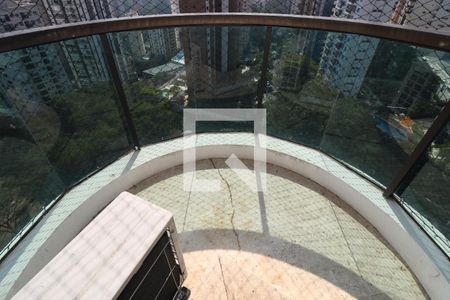 Apartamento à venda com 250m², 3 quartos e 4 vagasSuíte 1