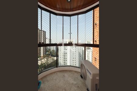 Apartamento à venda com 250m², 3 quartos e 4 vagasSuíte 3