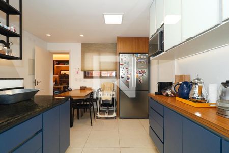 Apartamento à venda com 250m², 3 quartos e 4 vagasCozinha