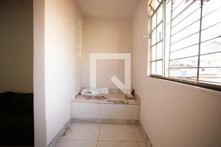 Casa à venda com 360m², 5 quartos e 1 vagaQuarto 5 varanda