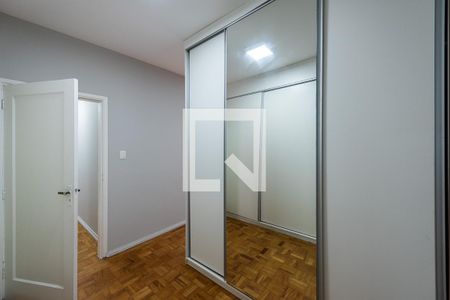 Apartamento para alugar com 148m², 3 quartos e 1 vagaCloset