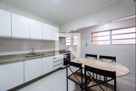 Apartamento para alugar com 148m², 3 quartos e 1 vagaCozinha