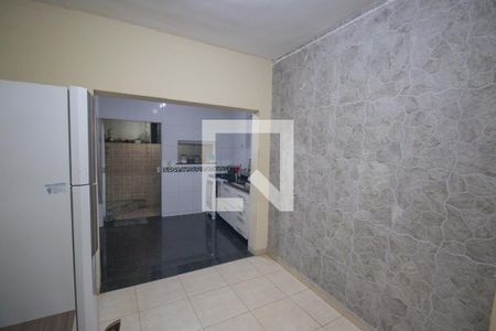Casa para alugar com 300m², 3 quartos e sem vaga Casa para alugar com 300m², 3 quartos e sem vagaCozinha