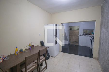Casa para alugar com 300m², 3 quartos e sem vaga Casa para alugar com 300m², 3 quartos e sem vagaCozinha