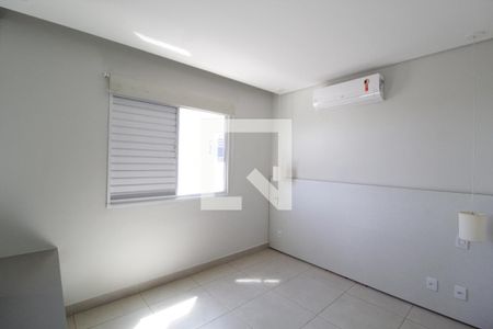 Quarto 3 - Suíte de apartamento para alugar com 3 quartos, 71m² em Laranjeiras, Uberlândia