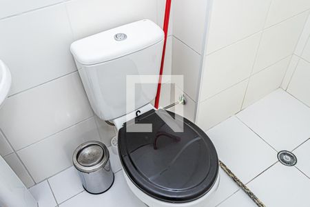 Banheiro de apartamento para alugar com 2 quartos, 32m² em Jaraguá, São Paulo