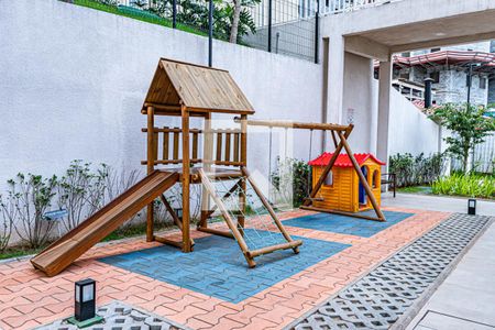 Apartamento para alugar com 32m², 2 quartos e sem vaga Apartamento para alugar com 32m², 2 quartos e sem vagaÁrea comum - Playground