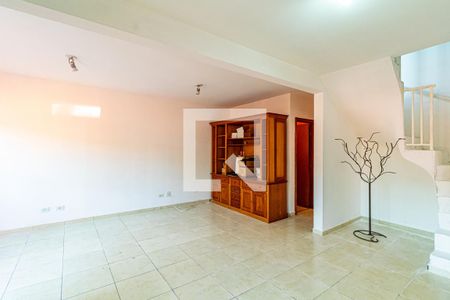 Sala de casa para alugar com 3 quartos, 120m² em Jardim das Vertentes, São Paulo