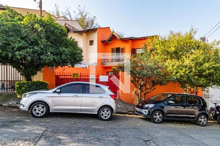 Casa à venda com 120m², 3 quartos e 3 vagasFachada