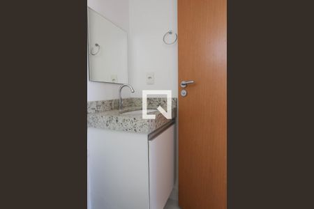Apartamento para alugar com 55m², 2 quartos e 2 vagasBanheiro Social