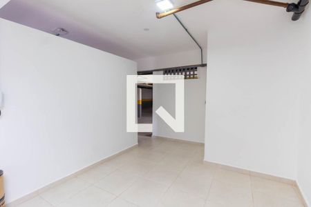 Apartamento para alugar com 40m², 2 quartos e sem vaga