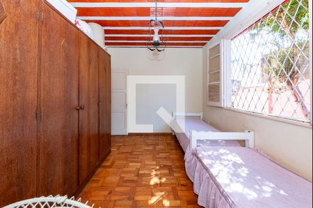 Casa à venda com 245m², 3 quartos e 25 vagas Casa à venda com 245m², 3 quartos e 25 vagasQuarto 2