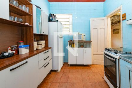 Casa à venda com 245m², 3 quartos e 25 vagas Casa à venda com 245m², 3 quartos e 25 vagasCozinha