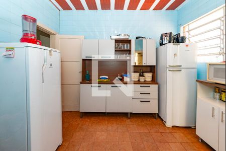 Casa à venda com 245m², 3 quartos e 25 vagas Casa à venda com 245m², 3 quartos e 25 vagasCozinha