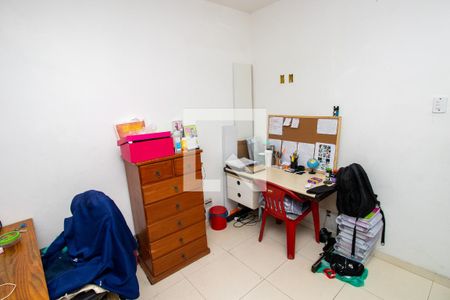 Casa de condomínio à venda com 198m², 4 quartos e 2 vagasQuarto 