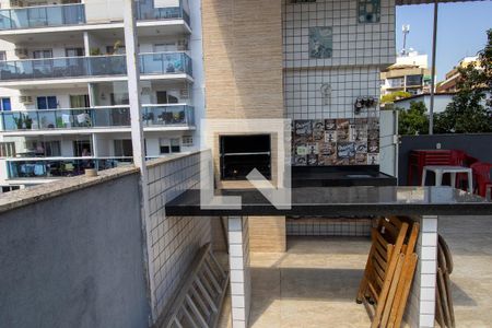 Casa de condomínio à venda com 198m², 4 quartos e 2 vagasChurrasqueira